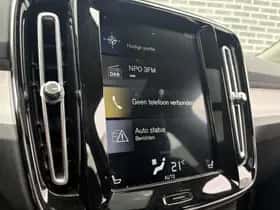 Volvo XC40 (2018) thumbnail 12