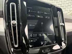 Volvo XC40 (2018) thumbnail 14
