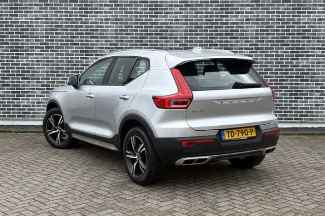Volvo XC40 (2018) thumbnail 6