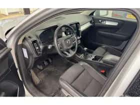 Volvo XC40 thumbnail 7