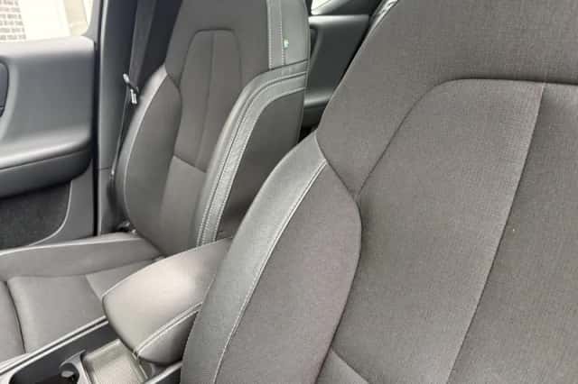 Volvo XC40 (2018) thumbnail 9
