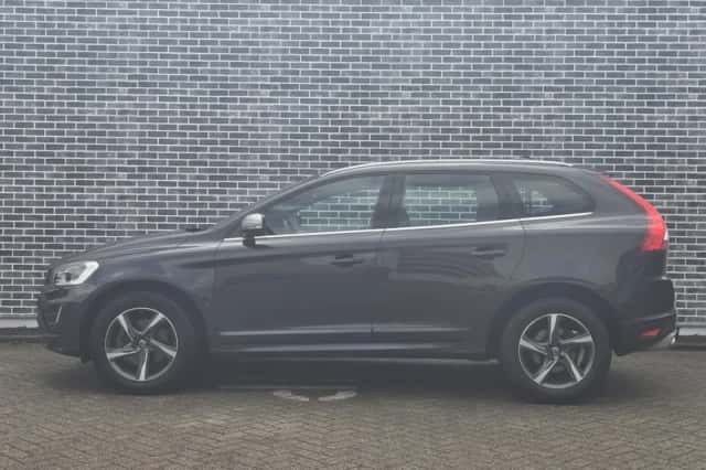 Volvo XC60 (2016) thumbnail 8