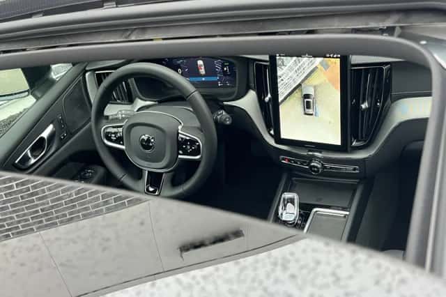 Volvo XC60 (2025) thumbnail 19