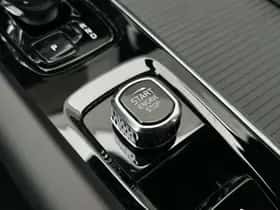 Volvo XC60 thumbnail 25