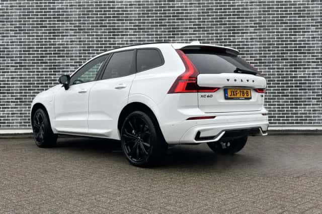 Volvo XC60 (2025) thumbnail 35