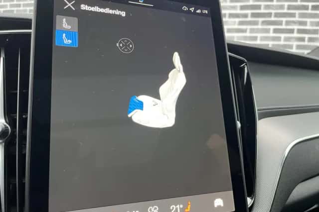 Volvo XC60 (2025) thumbnail 37