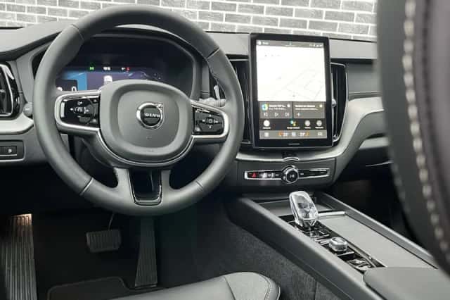 Volvo XC60 (2025) thumbnail 44
