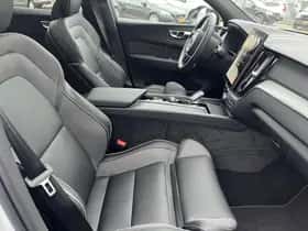 Volvo XC60 thumbnail 6