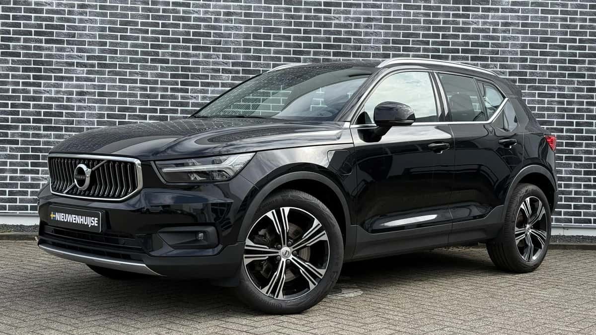 Volvo XC40 — foto 1