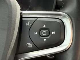 Volvo XC40 thumbnail 12