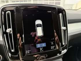 Volvo XC40 thumbnail 18
