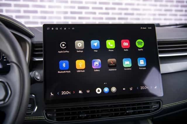 Lynk & Co 01 (2025) thumbnail 15