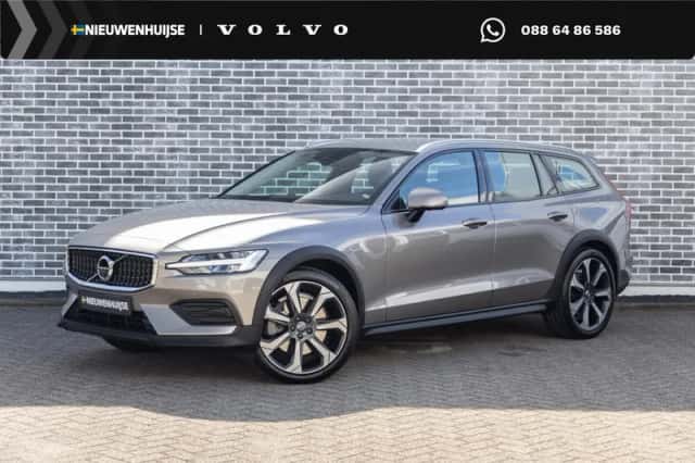 Volvo V60 (2019) thumbnail 1