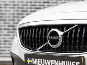 Volvo V40 (2016) thumbnail 12