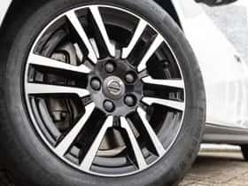 Volvo V40 (2016) thumbnail 14