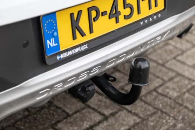 Volvo V40 (2016) thumbnail 20