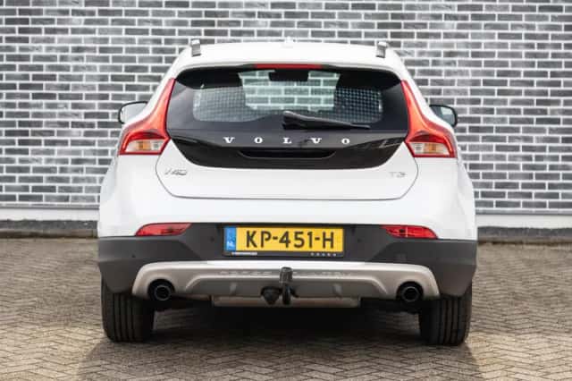 Volvo V40 (2016) thumbnail 21
