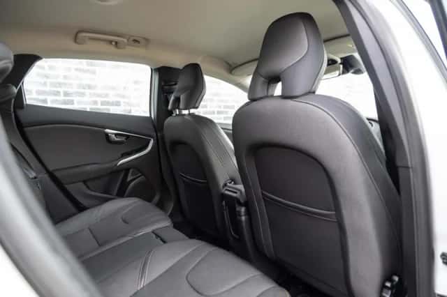 Volvo V40 (2016) thumbnail 7