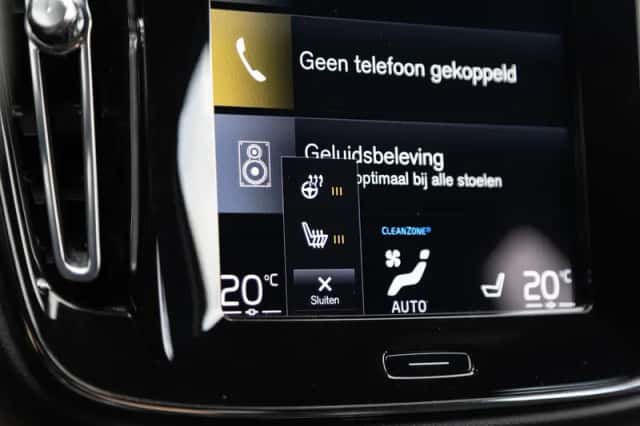 Volvo XC40 (2020) thumbnail 16