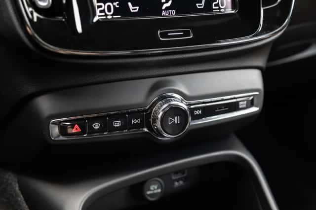 Volvo XC40 (2020) thumbnail 21