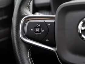 Volvo XC40 thumbnail 22