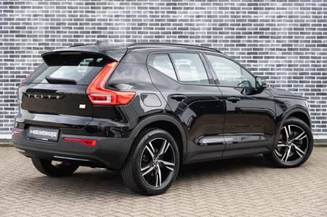 Volvo XC40 (2020) thumbnail 4