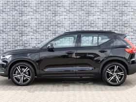 Volvo XC40 thumbnail 4