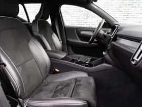 Volvo XC40 thumbnail 6