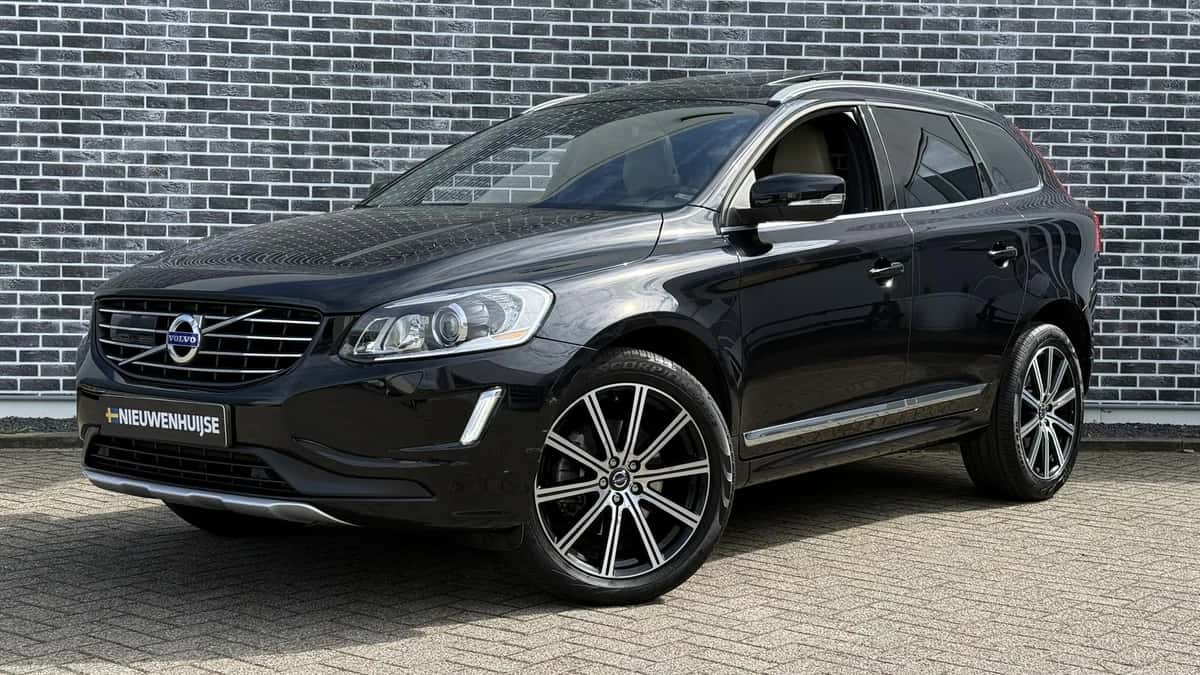 Volvo XC60 — foto 1