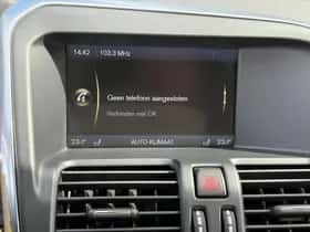 Volvo XC60 thumbnail 11