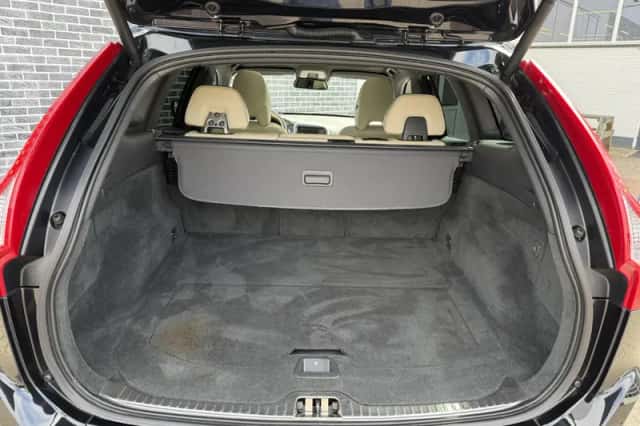Volvo XC60 (2013) thumbnail 26