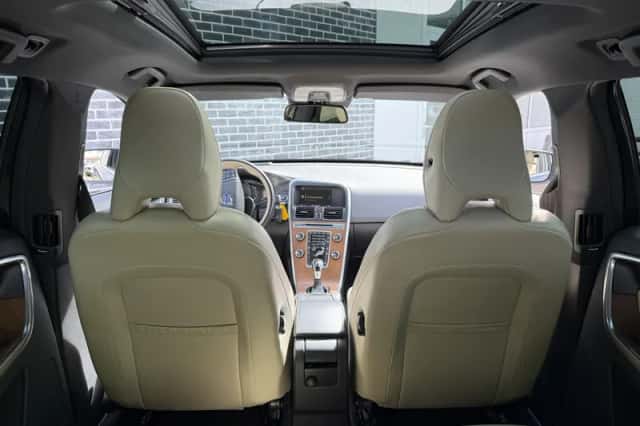 Volvo XC60 (2013) thumbnail 27