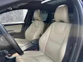 Volvo XC60 thumbnail 5