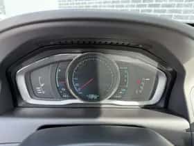 Volvo XC60 thumbnail 8