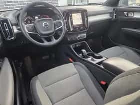 Volvo XC40 thumbnail 5