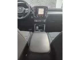 Volvo XC40 thumbnail 7