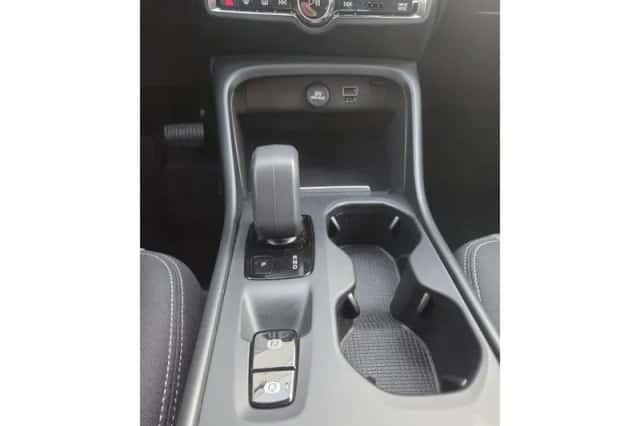 Volvo XC40 (2021) thumbnail 10