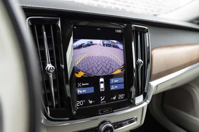 Volvo S90 (2019) thumbnail 35