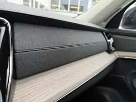Volvo XC90 thumbnail 16