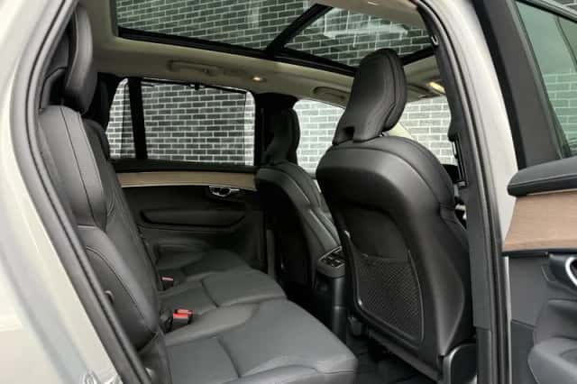 Volvo XC90 (2025) thumbnail 26