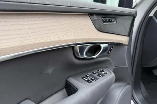 Volvo XC90 (2025) thumbnail 27