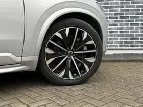 Volvo XC90 thumbnail 38