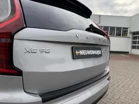 Volvo XC90 thumbnail 40