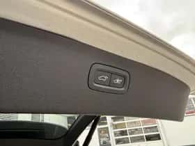 Volvo XC90 thumbnail 43