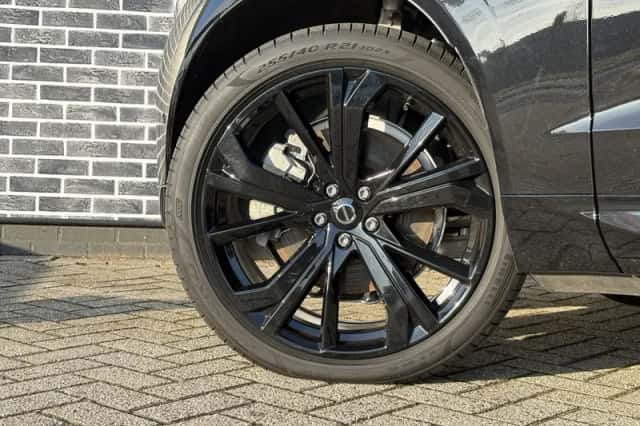 Volvo XC60 (2024) thumbnail 10