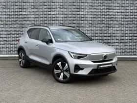Volvo XC40 thumbnail 3