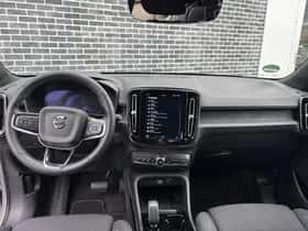 Volvo XC40 thumbnail 24