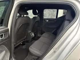 Volvo XC40 thumbnail 7