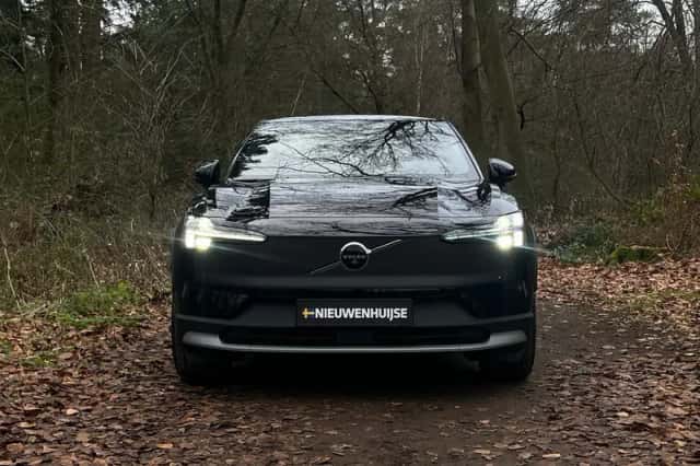 Volvo EX30 (2025) thumbnail 25