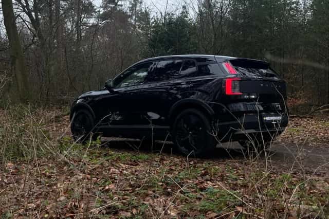 Volvo EX30 (2025) thumbnail 4